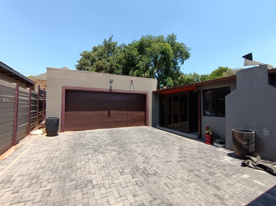 4 Bedroom Property for Sale in Protea Park North West